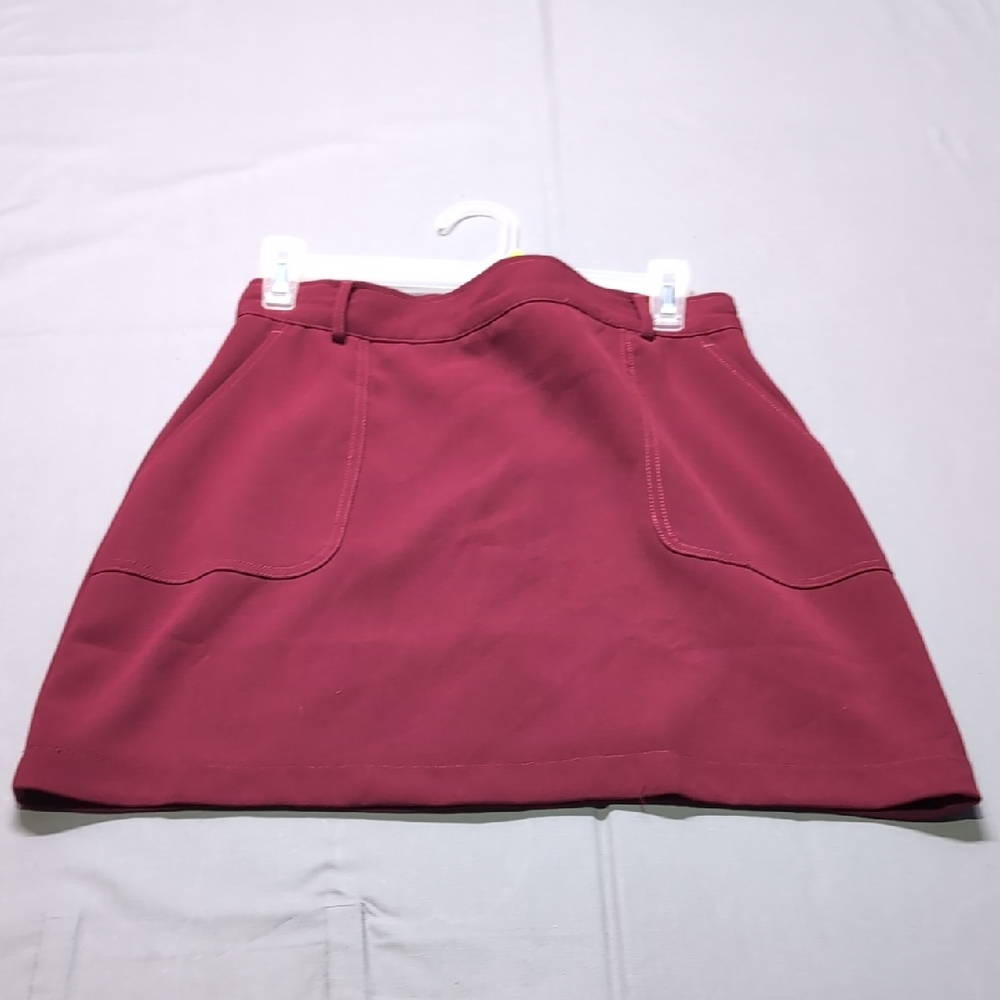 ModCloth Burgundy A-Line Mini Skirt High Waisted Front Pockets Size 8 Wine Red‎